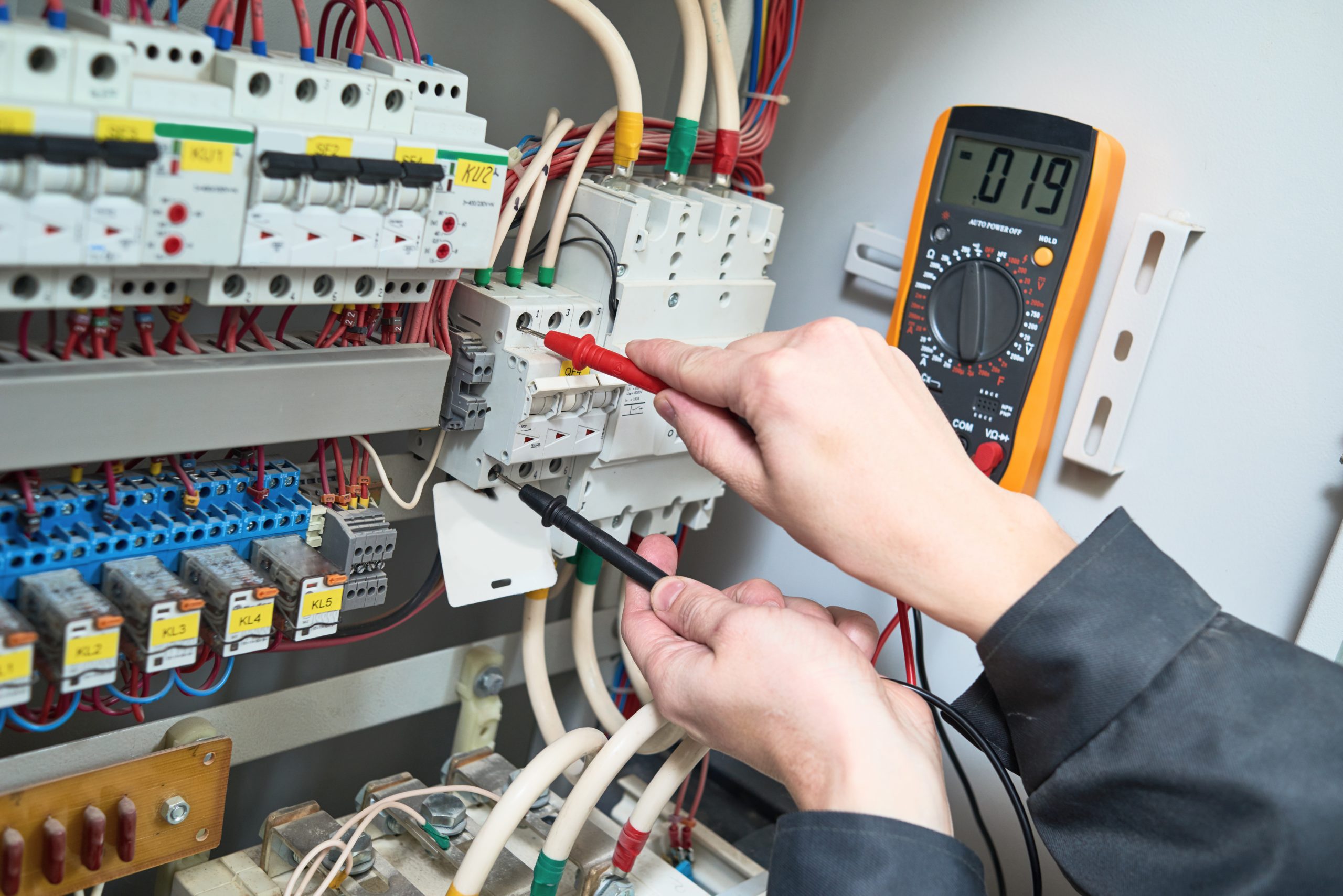 Commercial electrical services